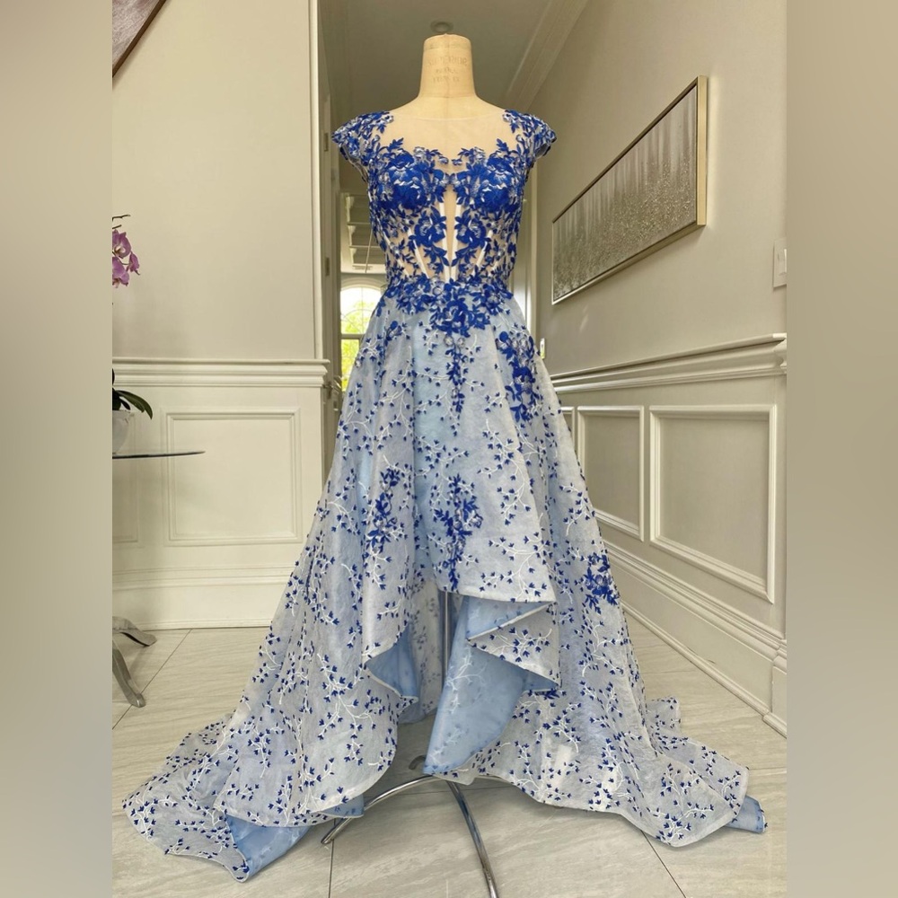 Teri Jon  exquisite Blue Floral Lace embroidered gown NWT